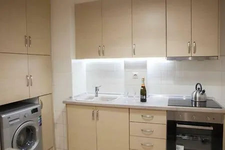 Modern Central Apartment Thessaloniki Greece
