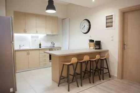 Modern Central Apartment Thessaloniki